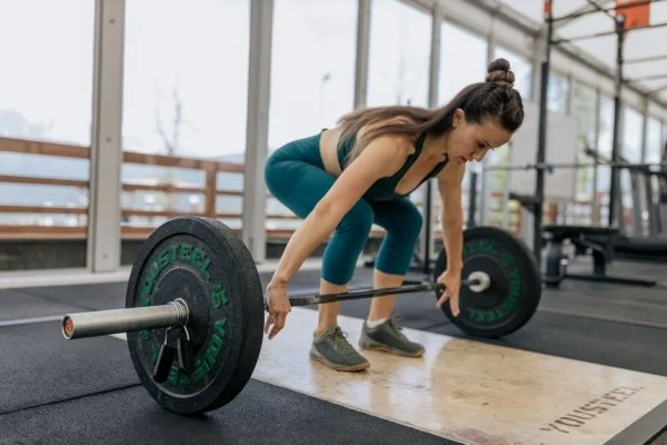 female weightlifter